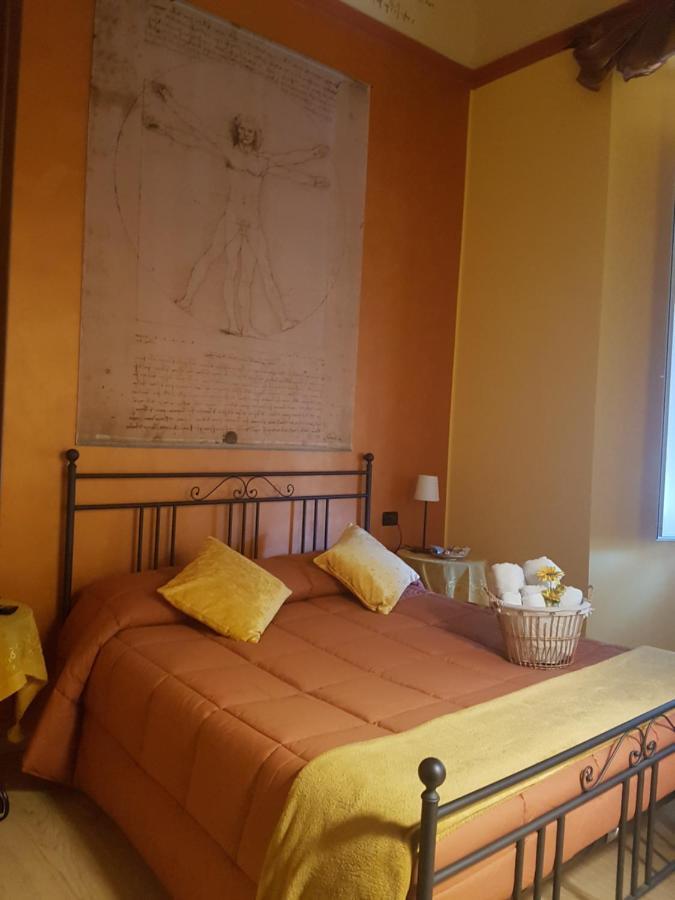 Ghiro Ghiotto Bed & Breakfast Pietra Ligure Dış mekan fotoğraf