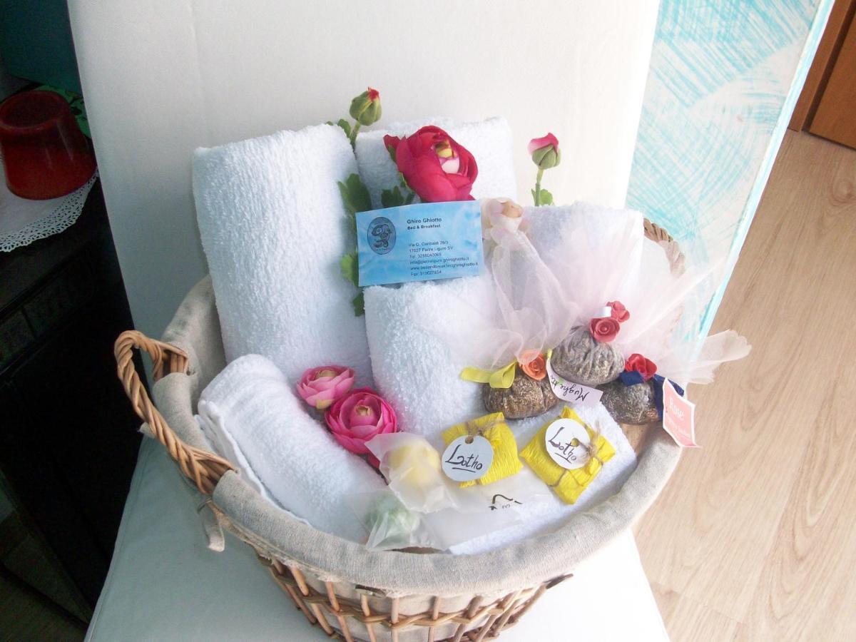 Ghiro Ghiotto Bed & Breakfast Pietra Ligure Dış mekan fotoğraf