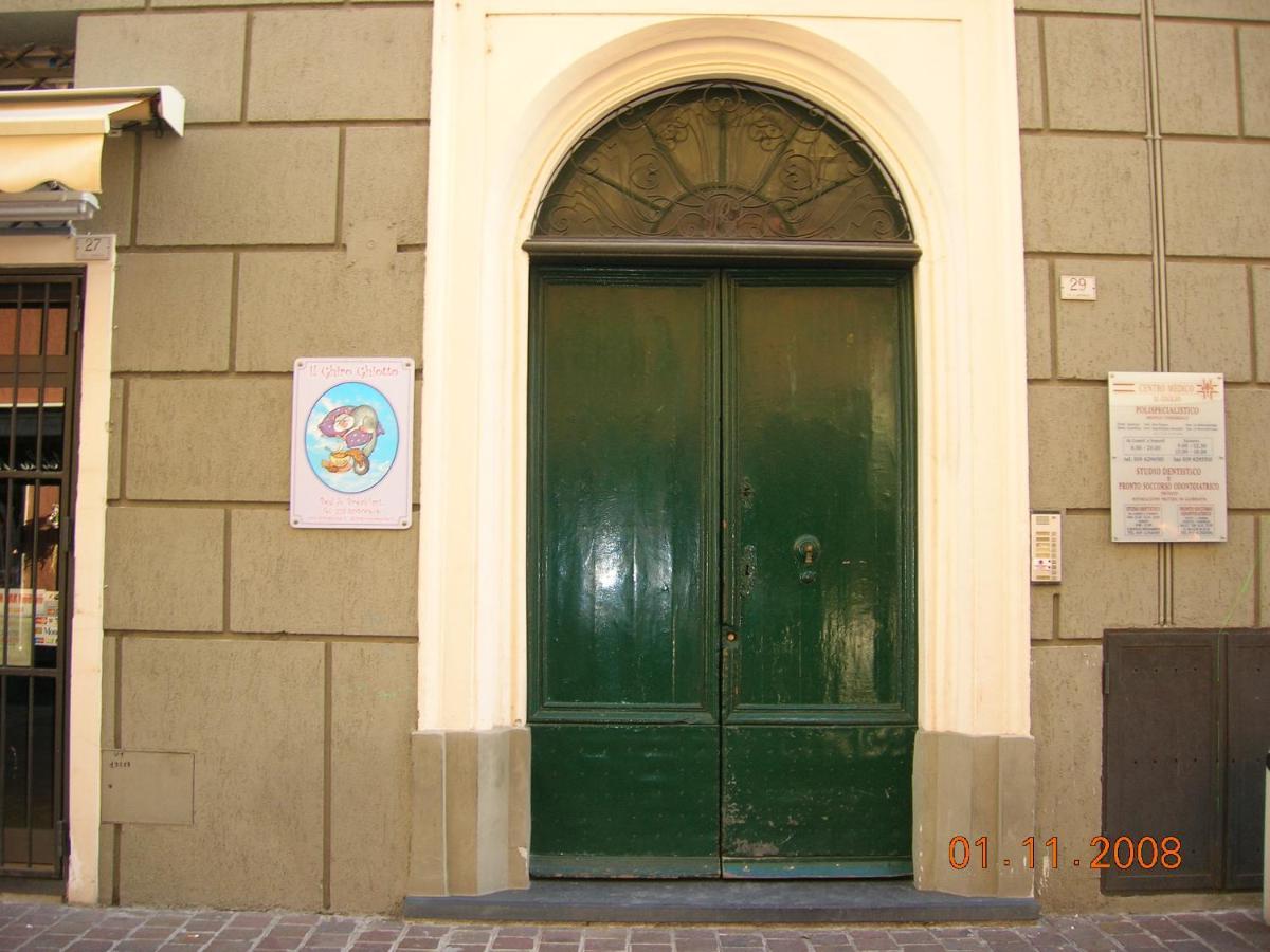 Ghiro Ghiotto Bed & Breakfast Pietra Ligure Dış mekan fotoğraf